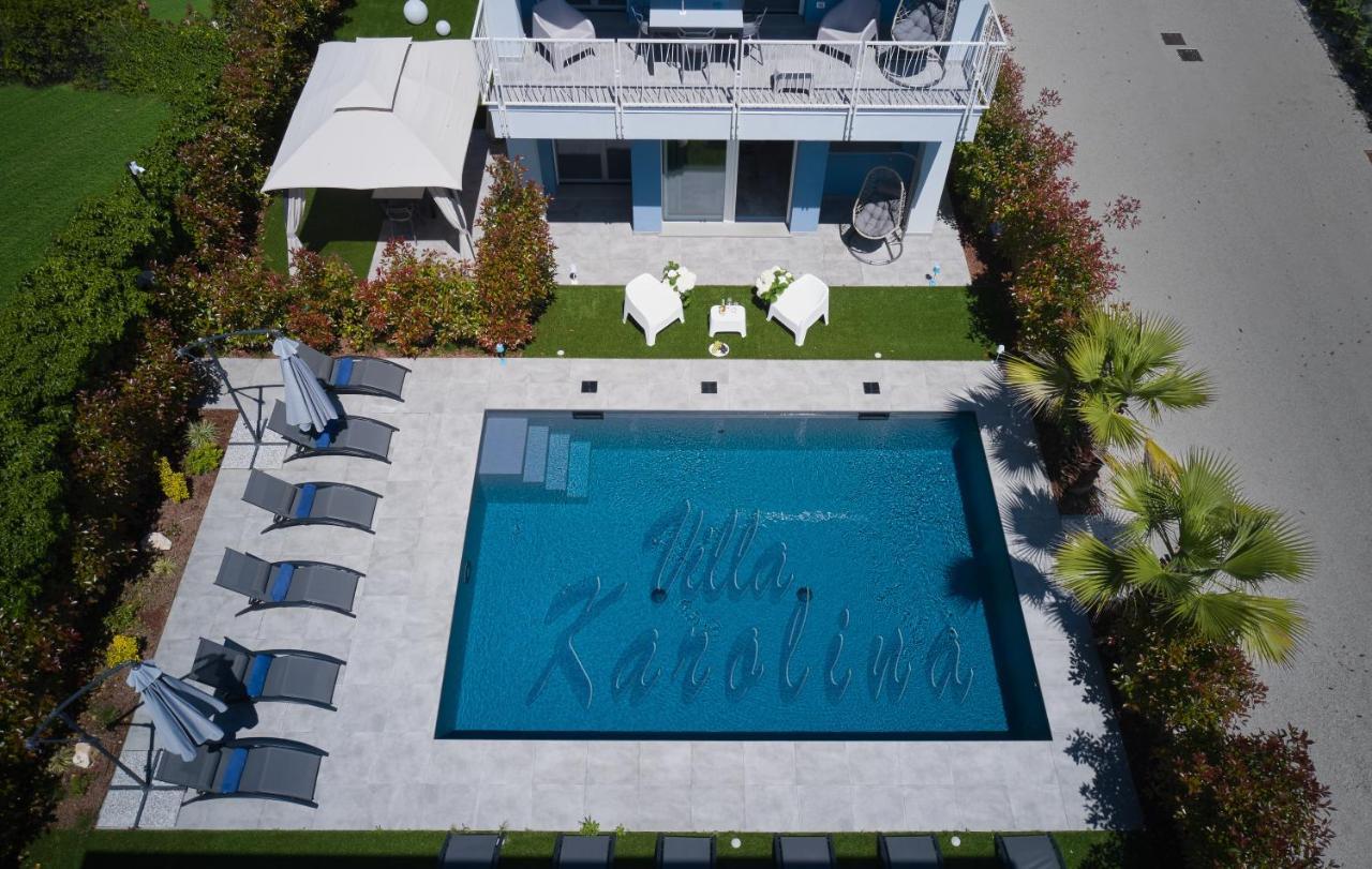 Villa Karolina เดเซนซาโนเดลการ์ดา ภายนอก รูปภาพ