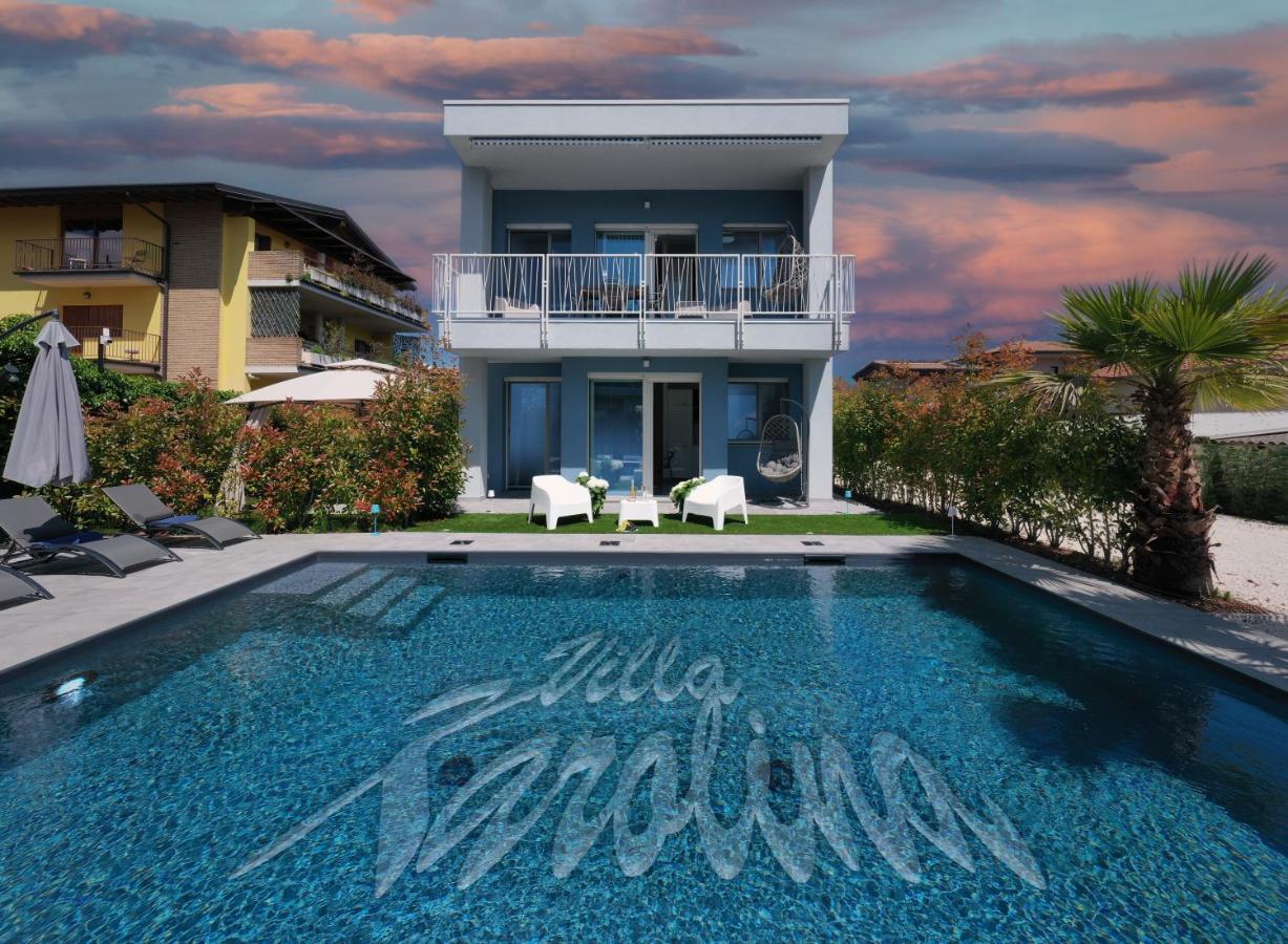 Villa Karolina เดเซนซาโนเดลการ์ดา ภายนอก รูปภาพ